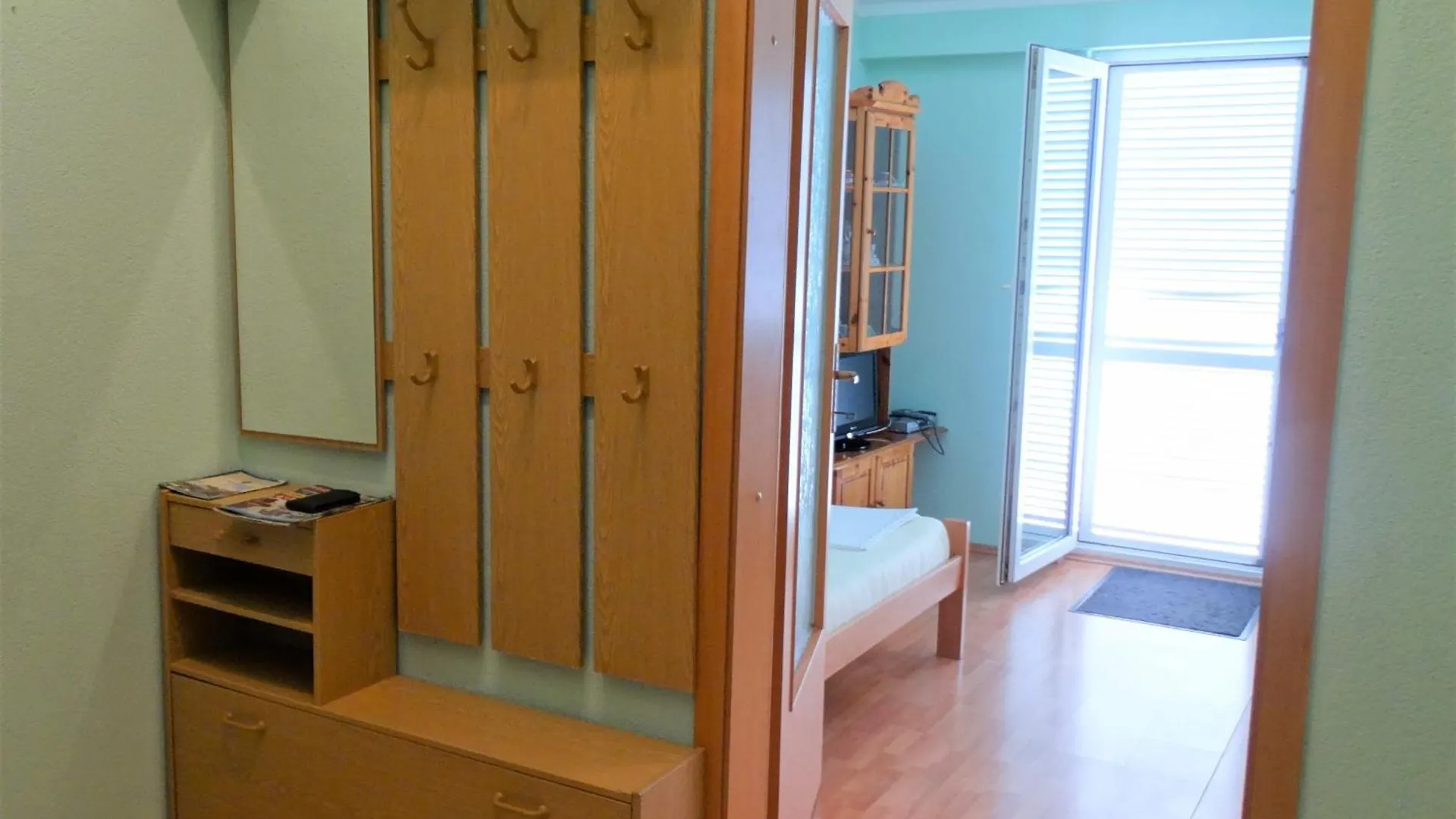 Apartmani Crikvenica 31856 - Peric Apartment